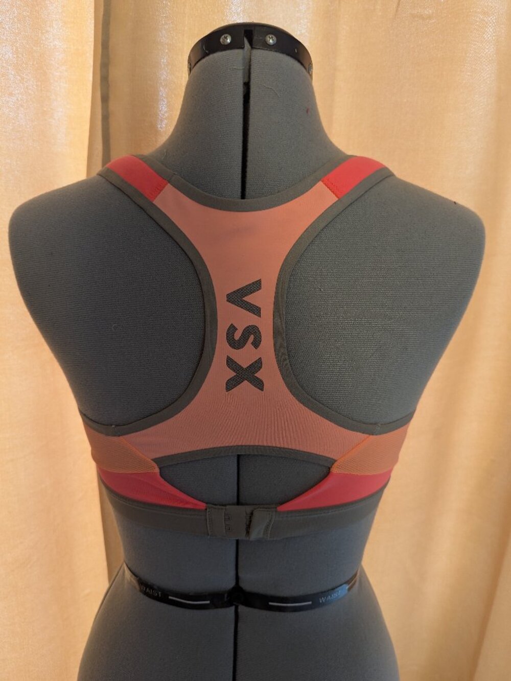 Victoria's Secret VSX Sport Coral High-Impact Underwire Bra 34DD